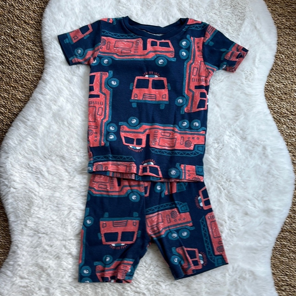 Carter 3T boys Firetruck Short Set PJ’s
